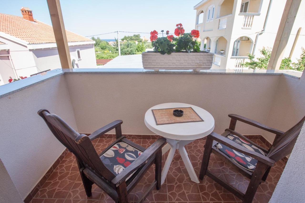 Studio Balcony