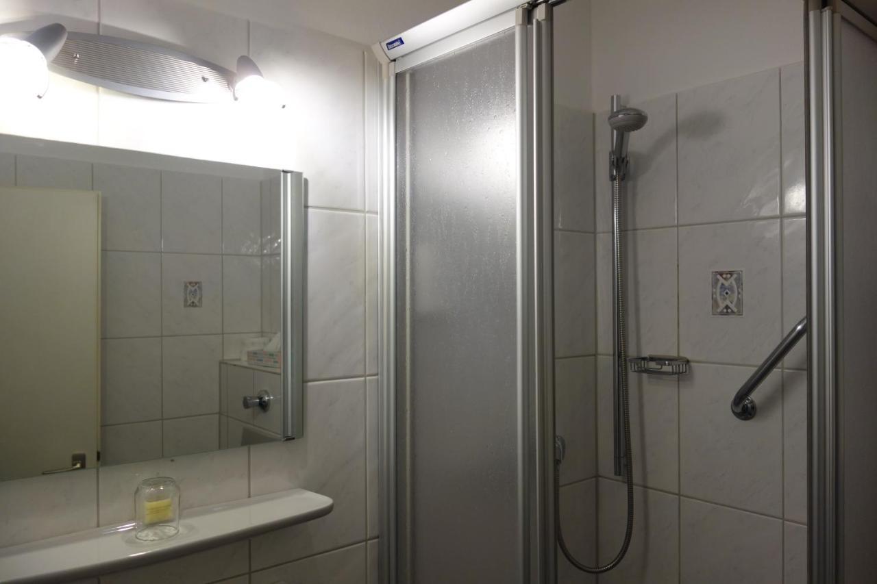 Economy Single Room