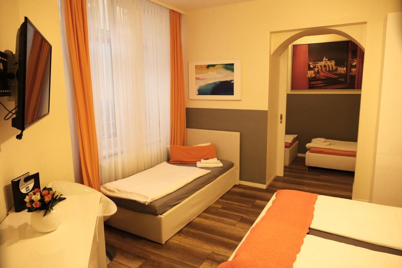 Two-Bedroom Suite,1337255435:JPEG