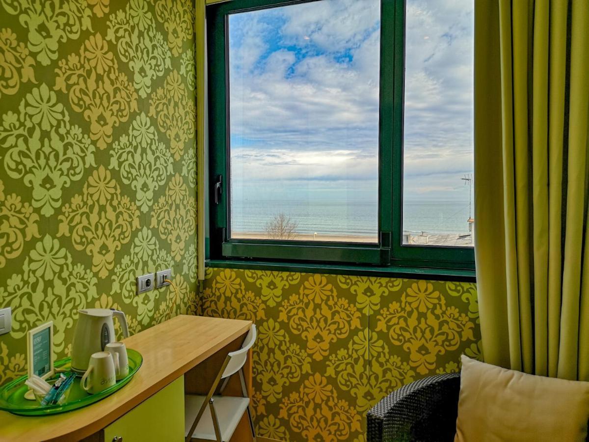 Doppelzimmer mit Meerblick