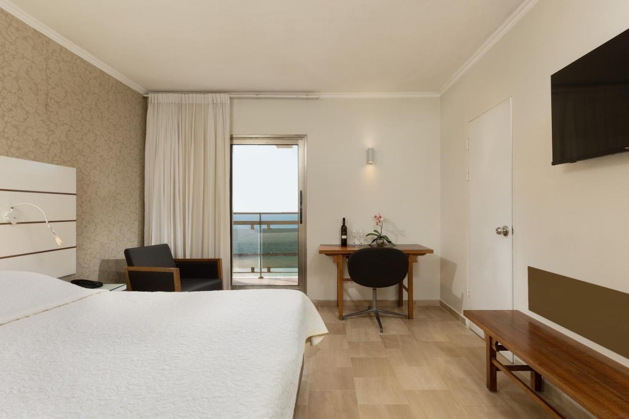 Double Room with Balcony and Sea View