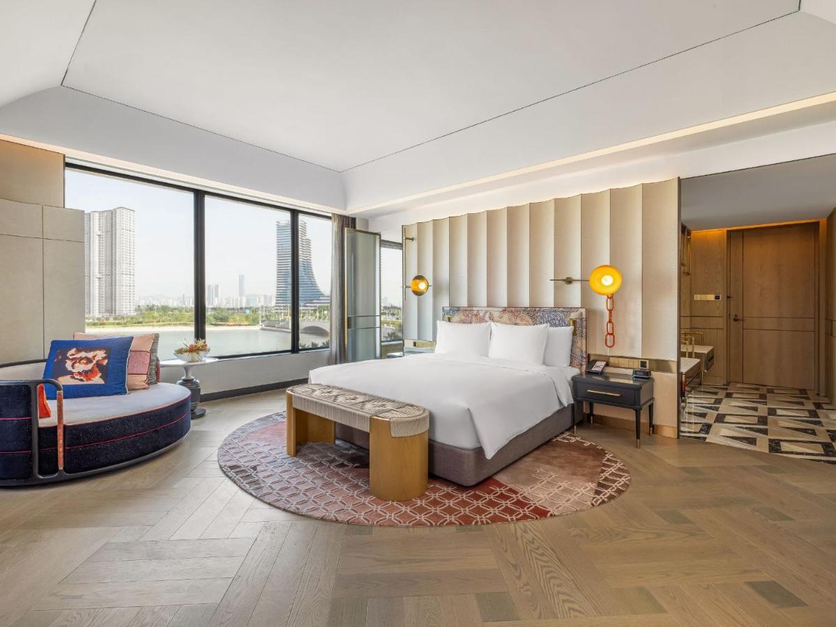 Premium King Room with Lake View