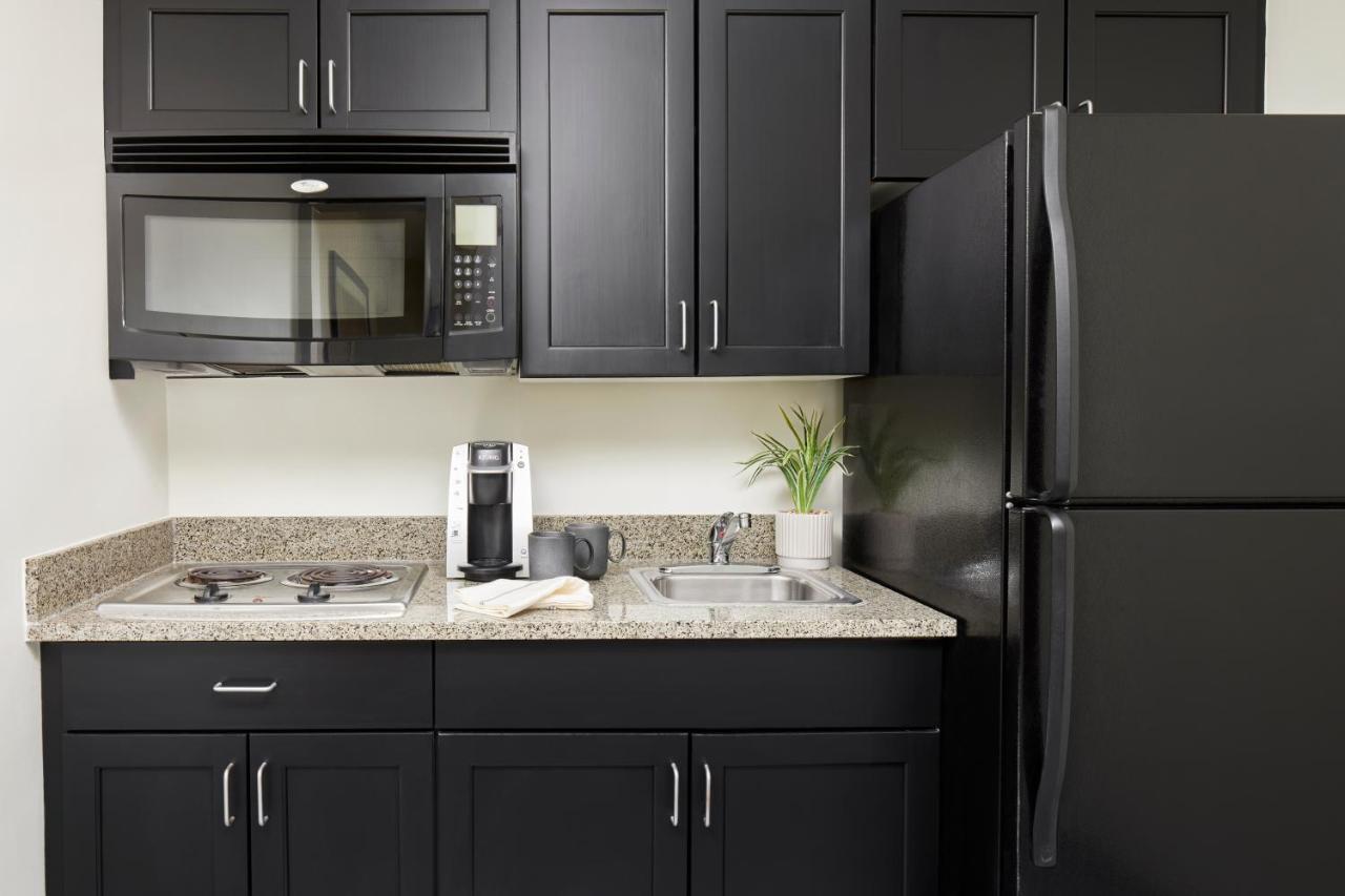 Superior 2 Bed Suite Full Kitchen