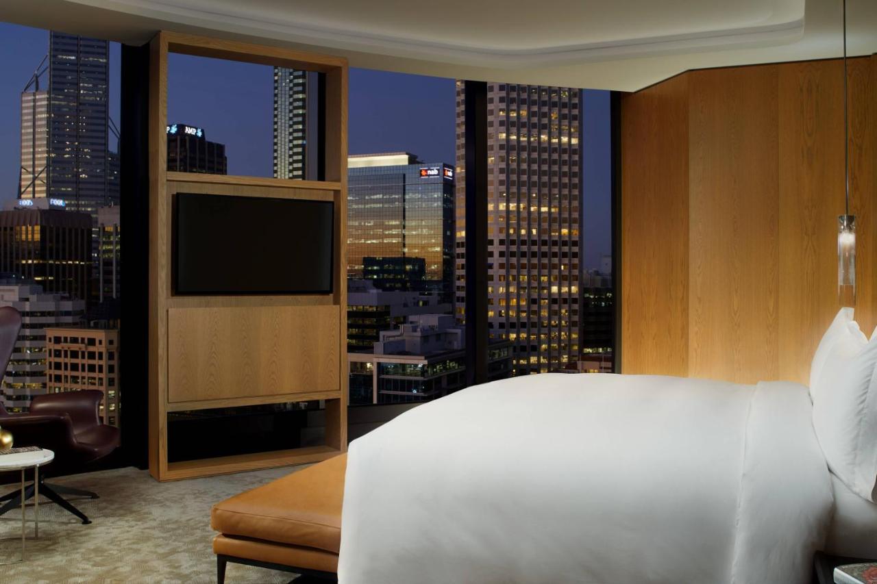 The Ritz-Carlton Suite 1 king River View