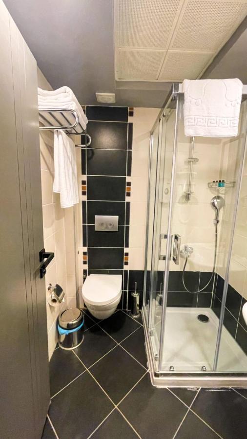 Standard Double or Twin Room with Sea View,1386689912:JPEG