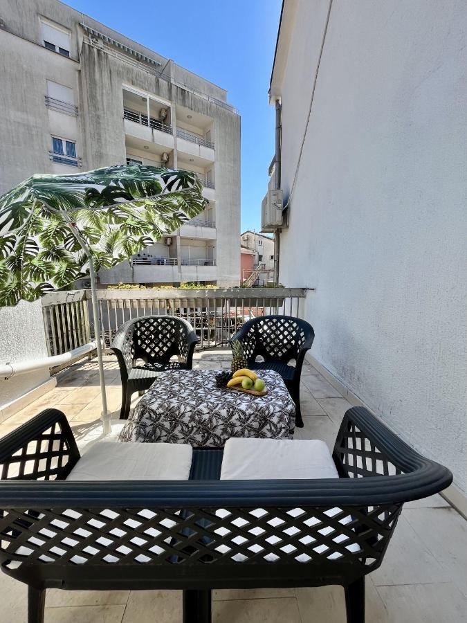 Deluxe Üç Kişilik Stüdyo - Balkonlu