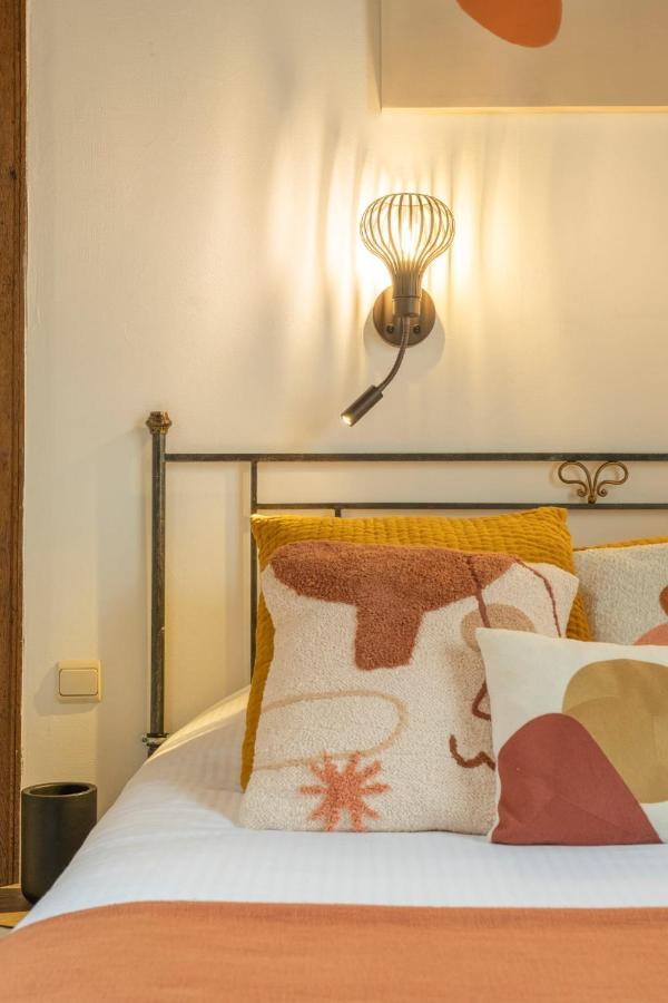 Honeymoon Suite,1368866168:JPEG