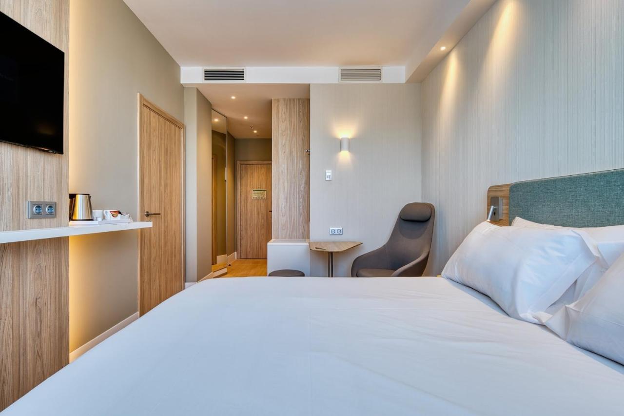 Standard Zimmer mit Queensize-Bett - kostenfreies Frühstück