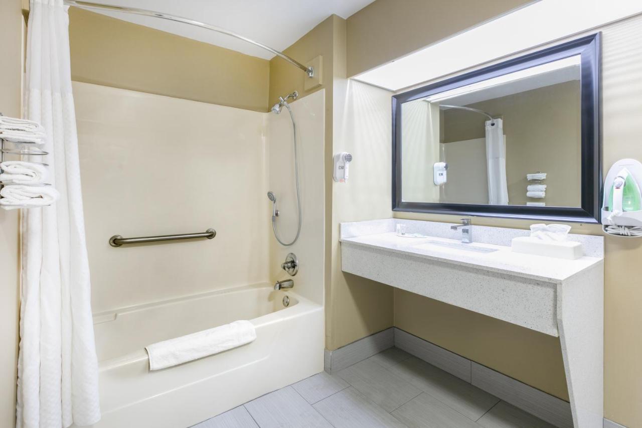 Double Room - Mobility Access/Non-Smoking