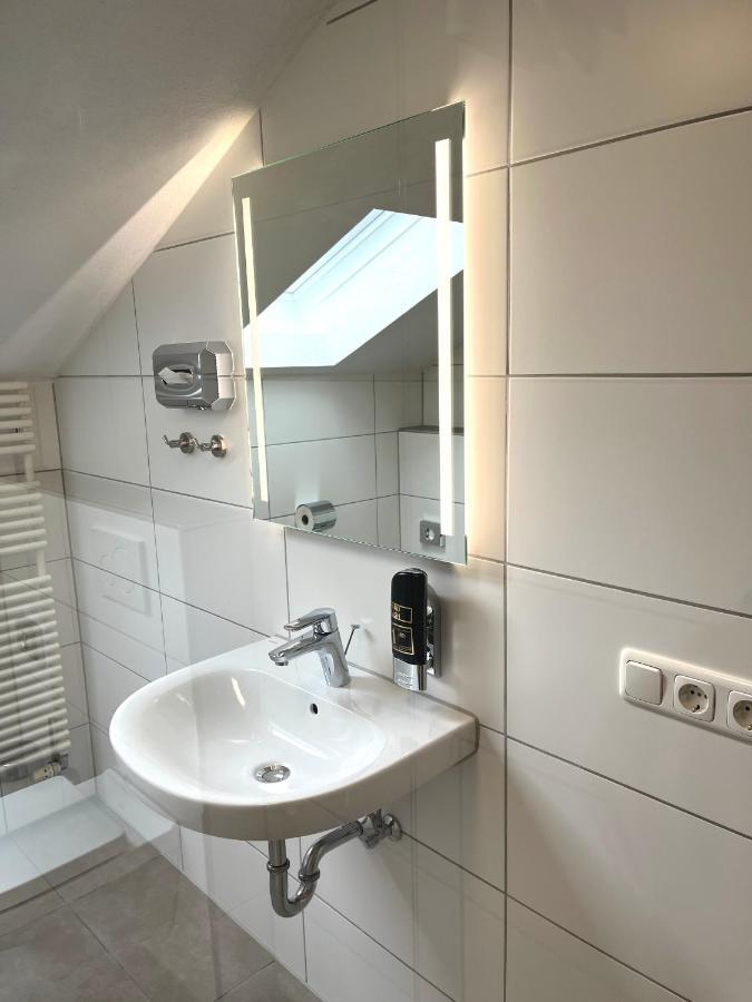 Vierbettzimmer mit Balkon