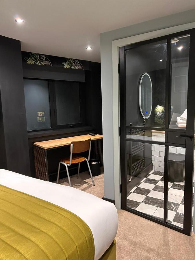 Large Double Room,1370740460:JPEG