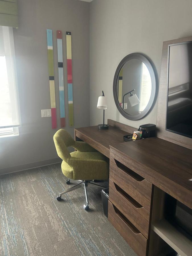King Room with Accessible Tub - Mobility and Hearing Access/Non-Smoking