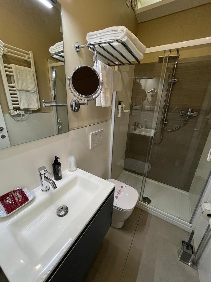 Deluxe Single Room,1773685986:JPEG