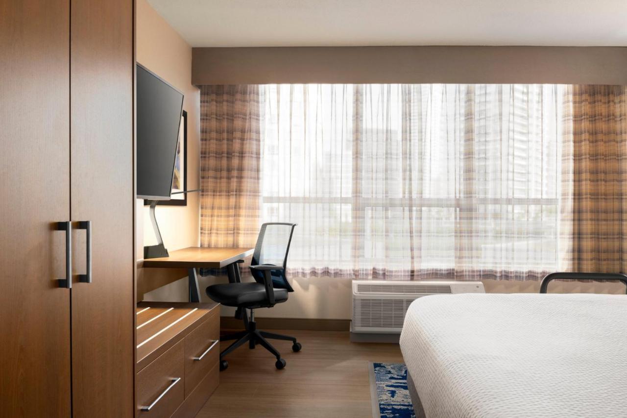 Standard King Room - Accessible