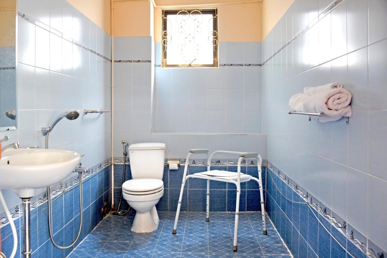 Phòng Giường Đôi Có Phòng Tắm Riêng