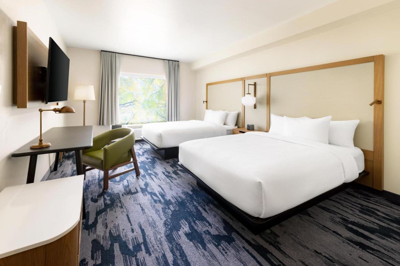 Queen Room with Two Queen Beds