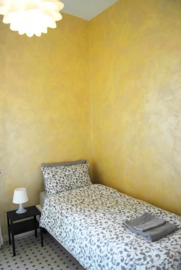 Single Room with Shared Bathroom