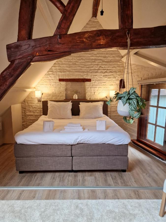 Deluxe King Room,1374549239:JPEG