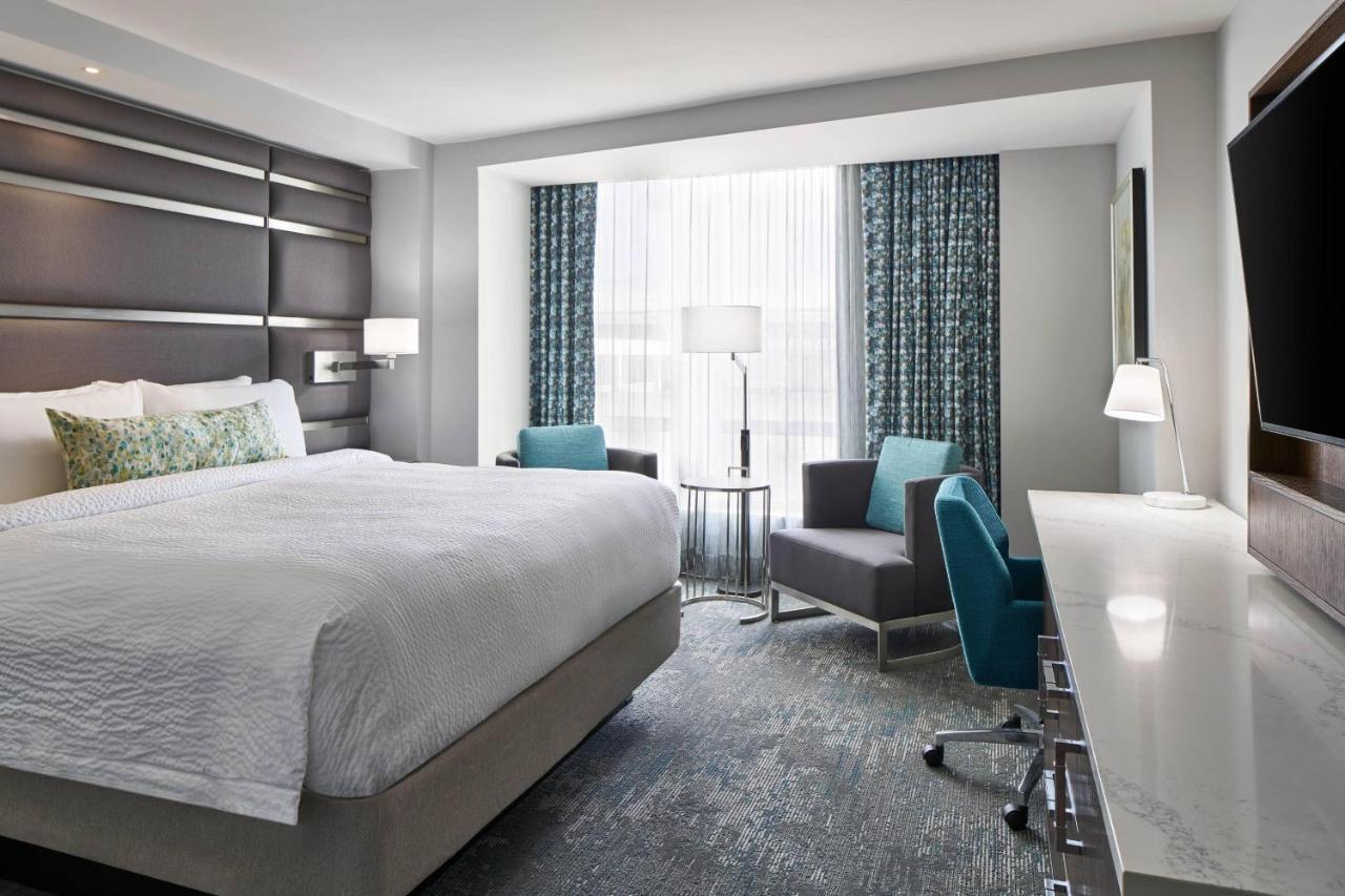 Chambre Lit King-Size - Vue sur Ville
