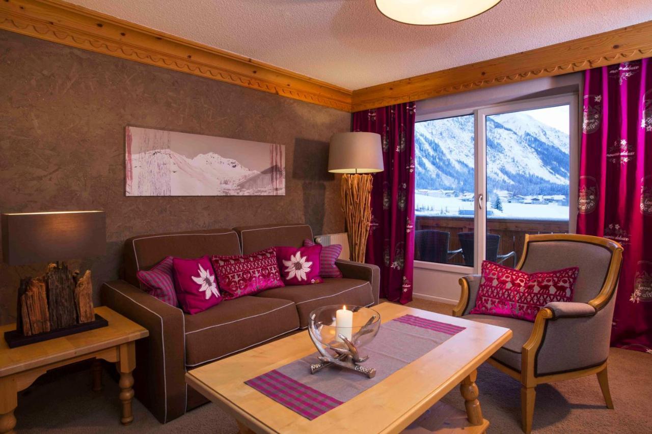 Junior Suite with Garden View