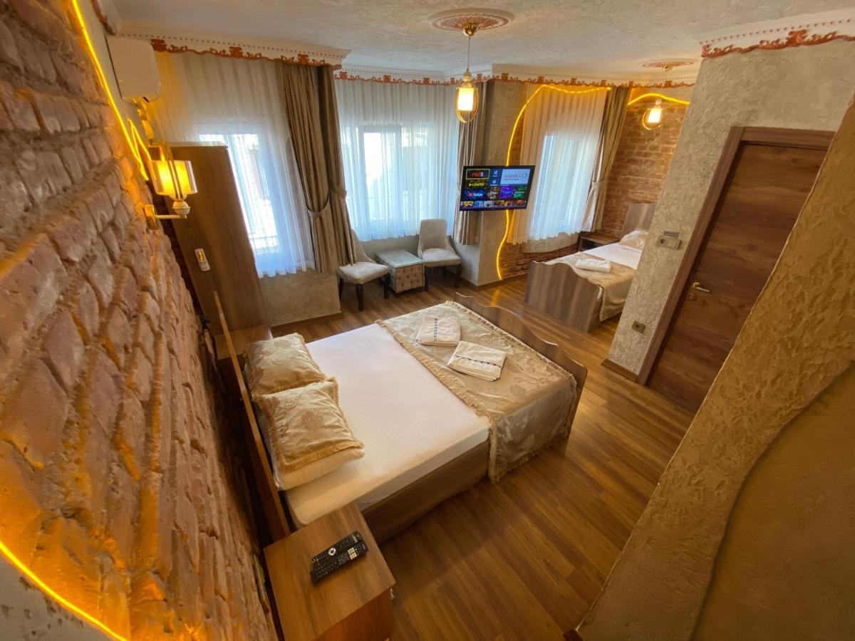 Triple Room,1323921682:JPEG