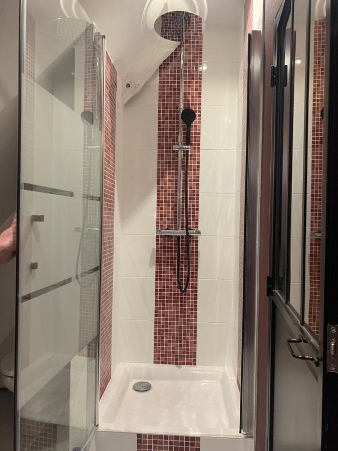Chambre Double Deluxe avec Douche