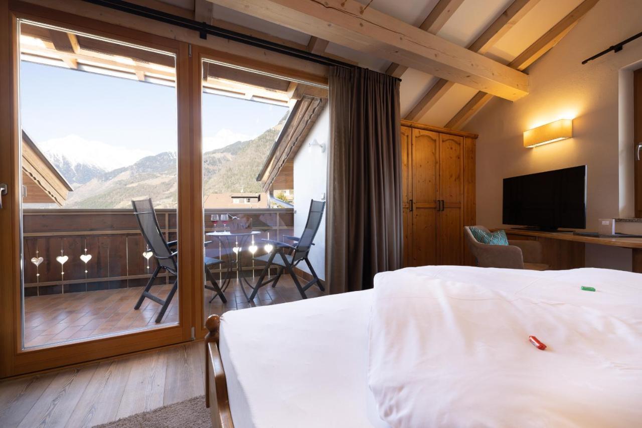 Double Room Mountain View
