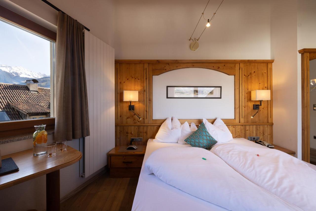 Double Room Mountain View