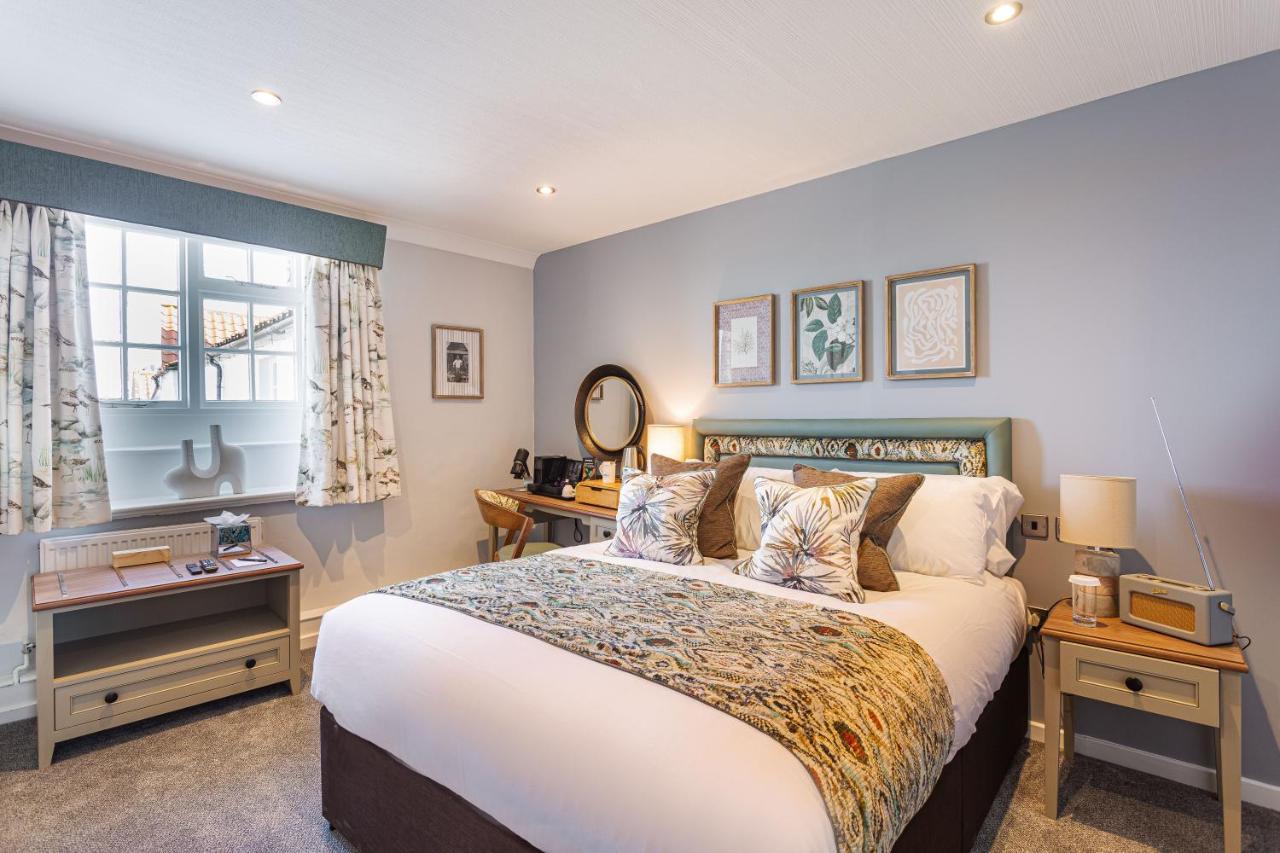 Classic Double Room