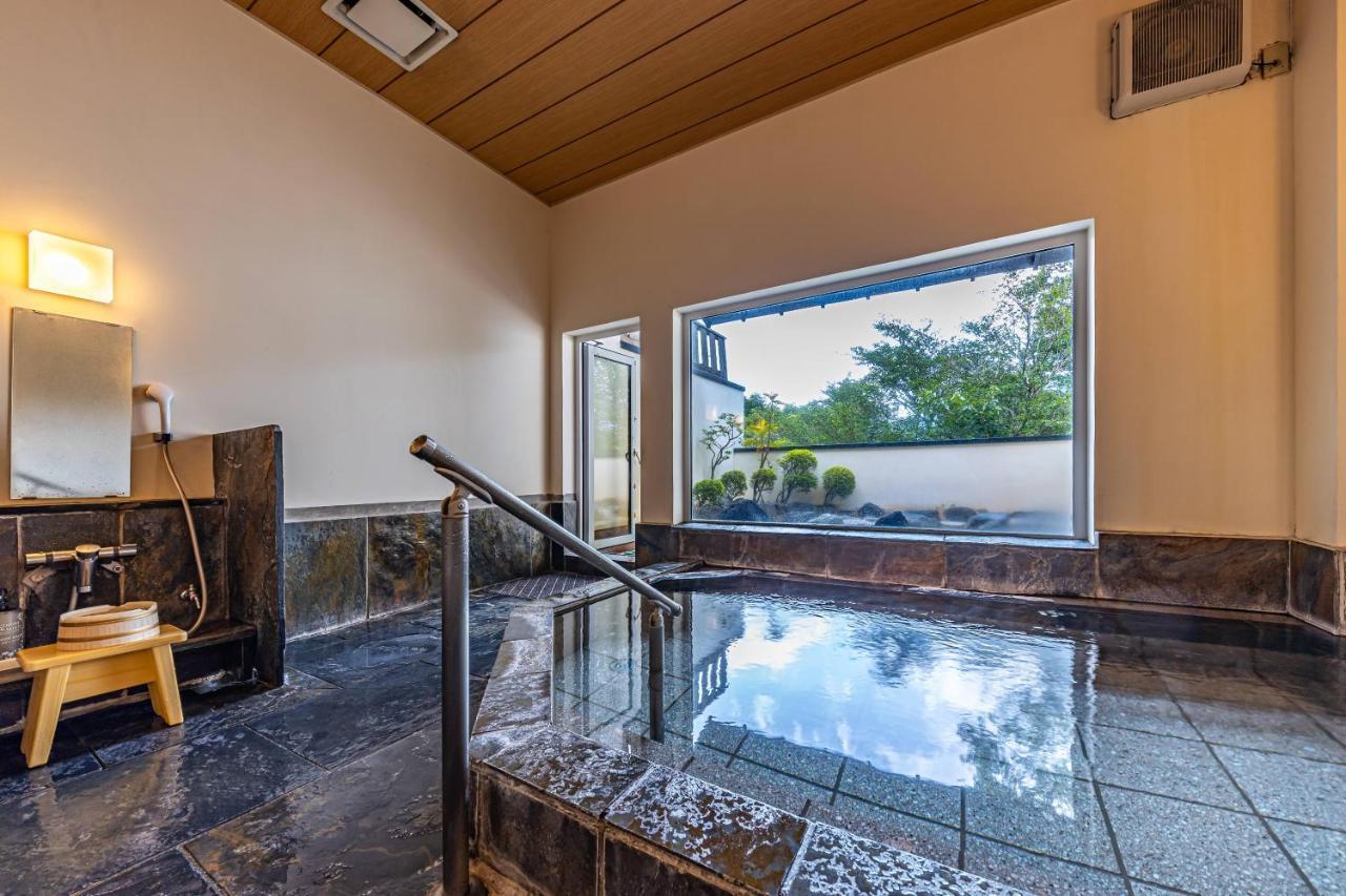 Japanese-Style Twin Room with Open-Air Bath  -  Main Building - Included free drink