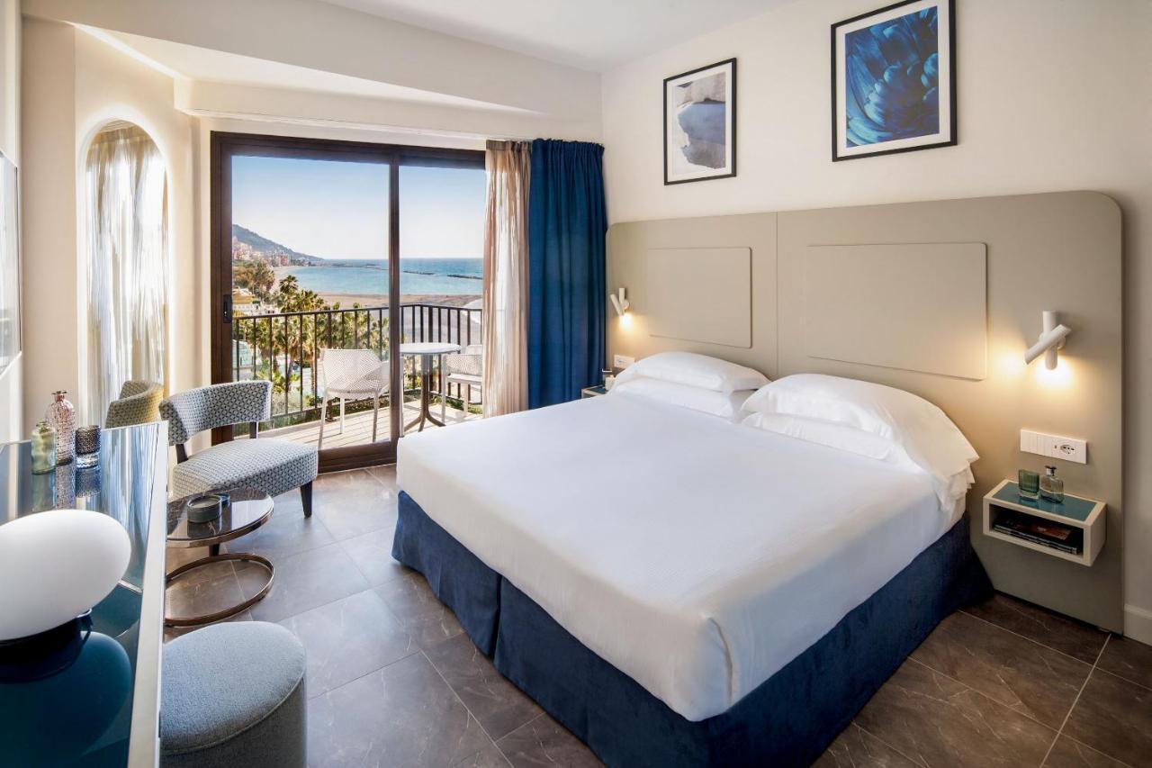 Chambre Double Prestige avec Balcon - Vue Partielle sur Mer