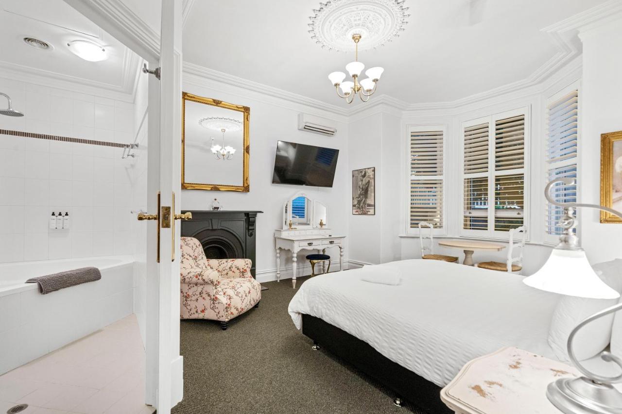 King Room with Garden View