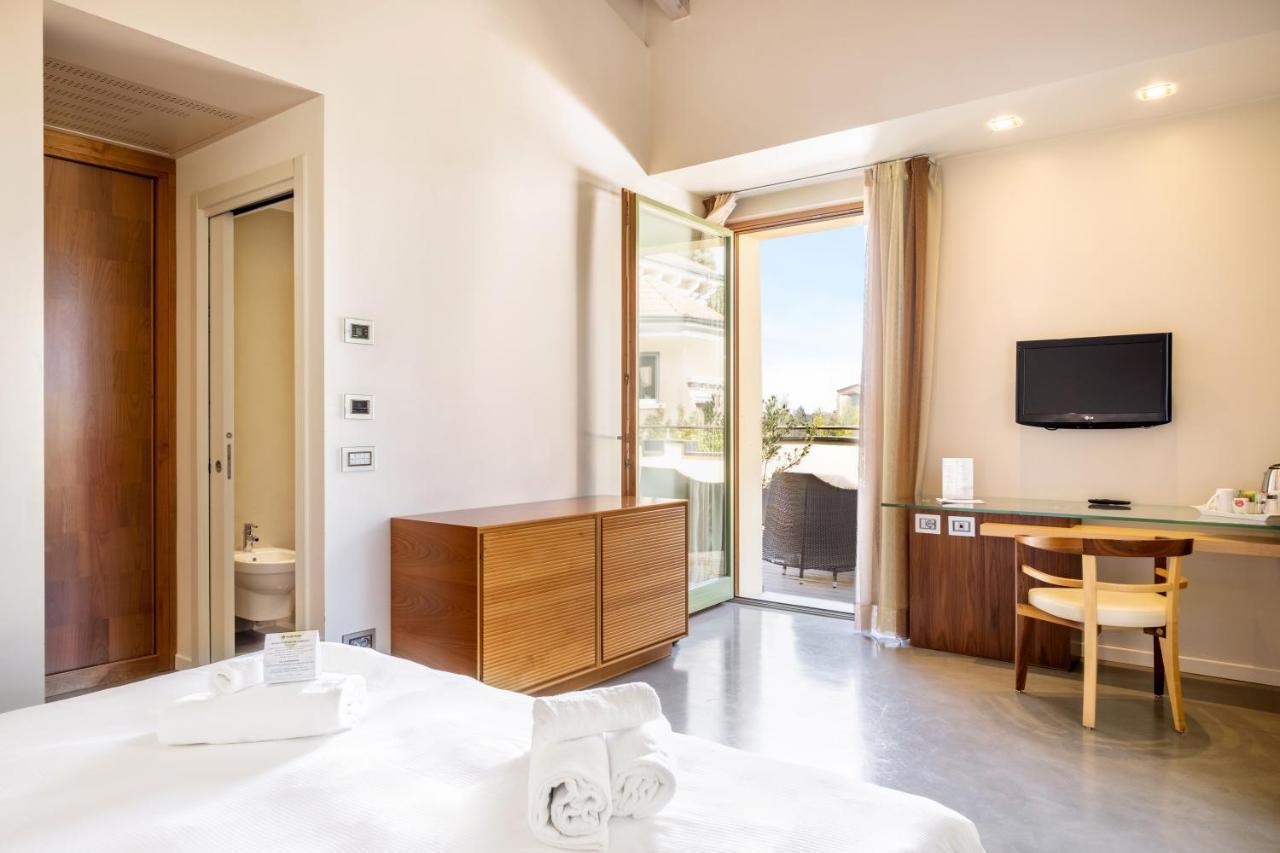 Junior Suite with Spa Bath