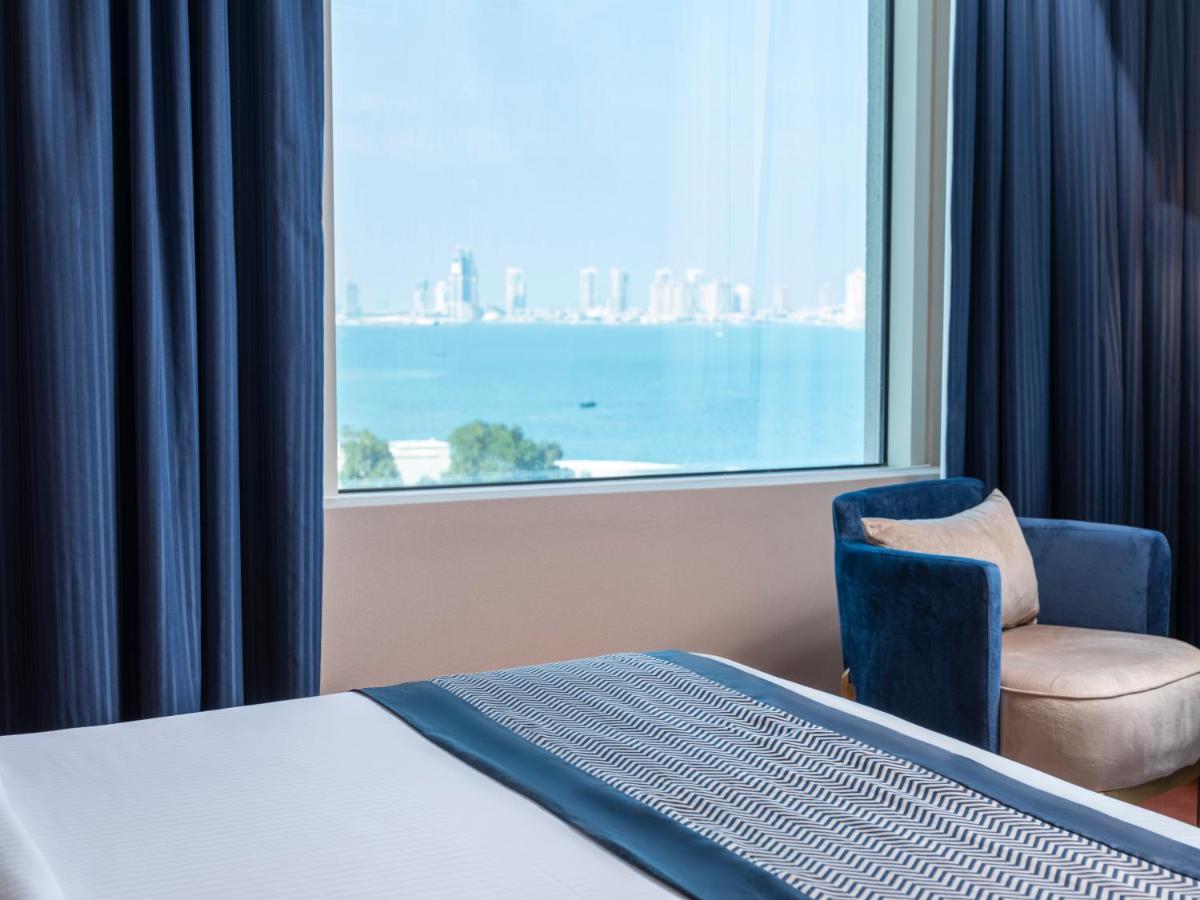 Executive Suite with Sea View,1378875218:JPEG