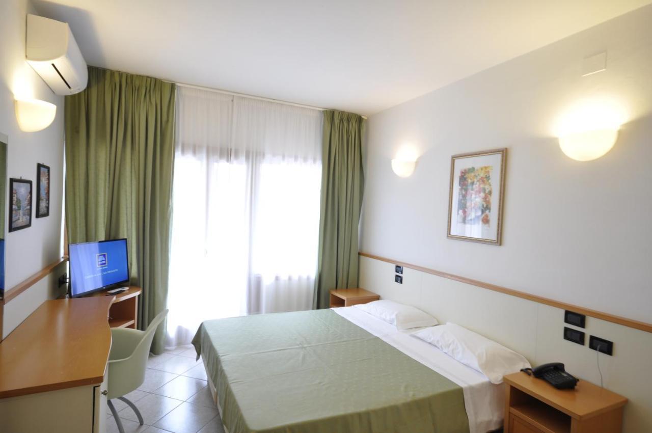 Single Room with Balcony