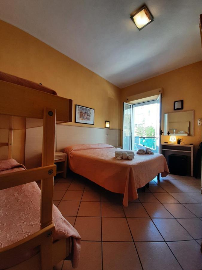 Chambre Familiale (2 Adultes et 2 Enfants)
