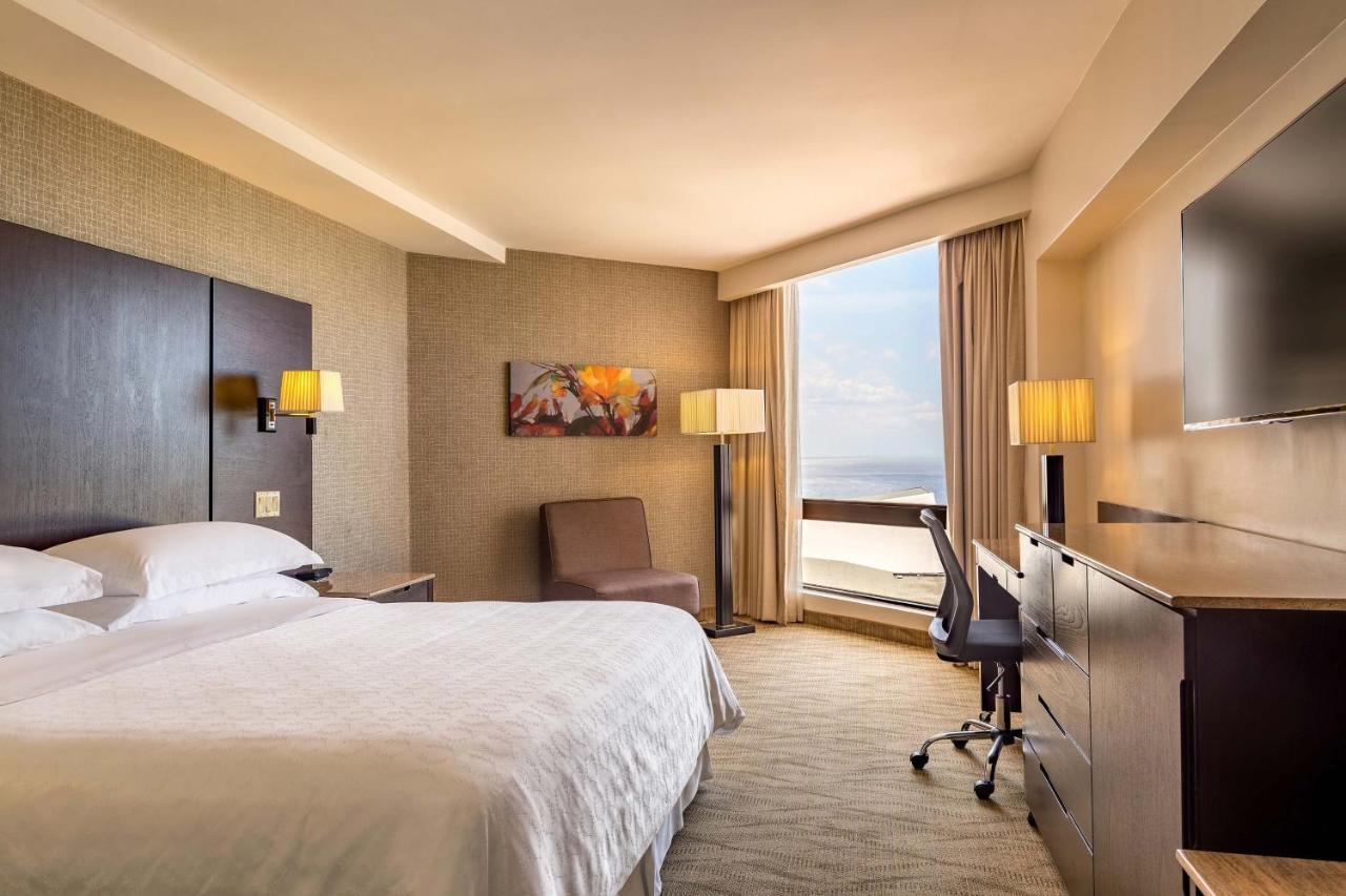 Deluxe Guest room 1 King City view,1383626348:JPEG