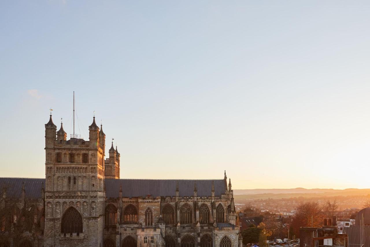 Premium King Room with Cathedral View