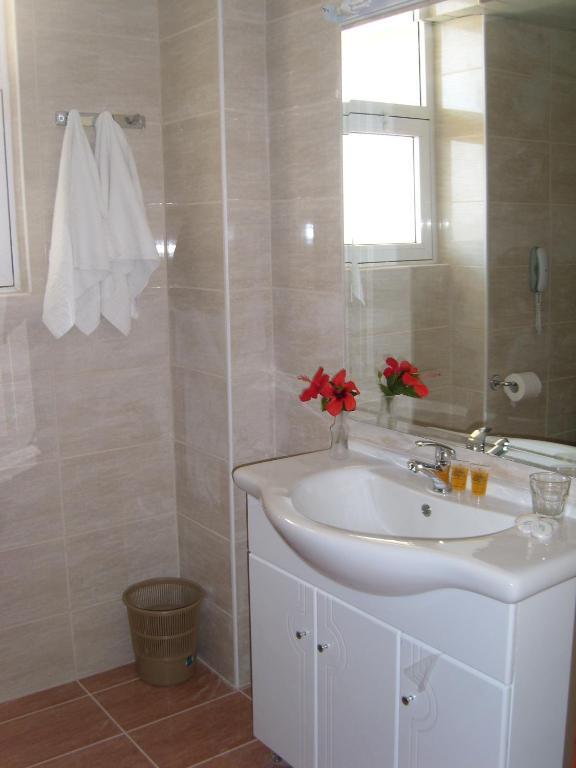 Double or Twin Room,400450212:JPEG