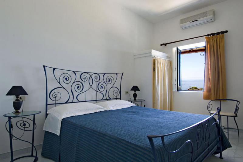 Triple Room with Garden View