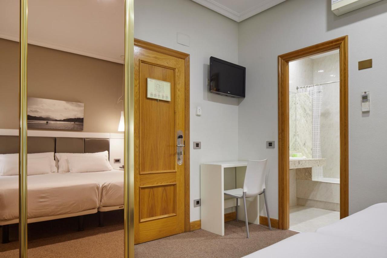 Double or Twin Room Interior Facing