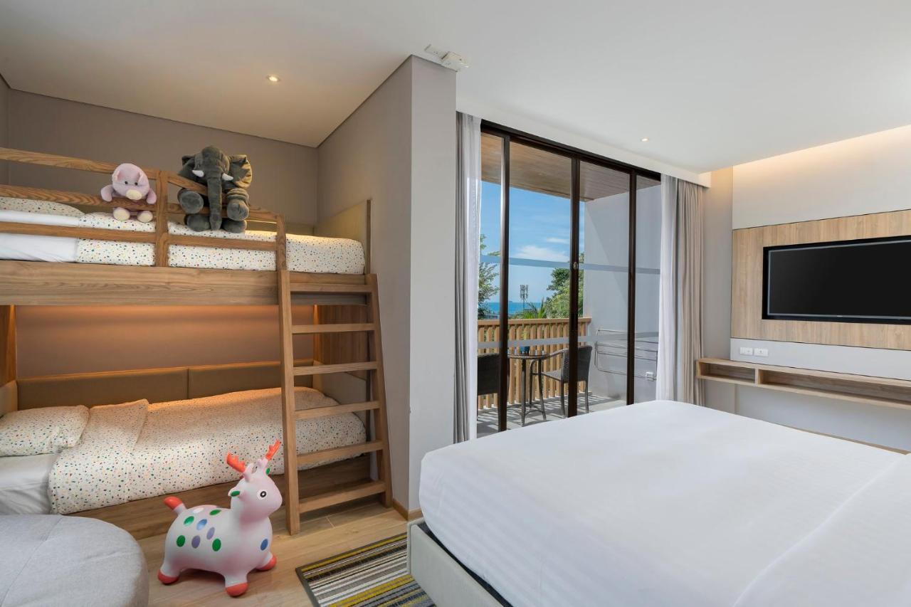 Family Balcony Seaview Room with One King and One Bunk Bed