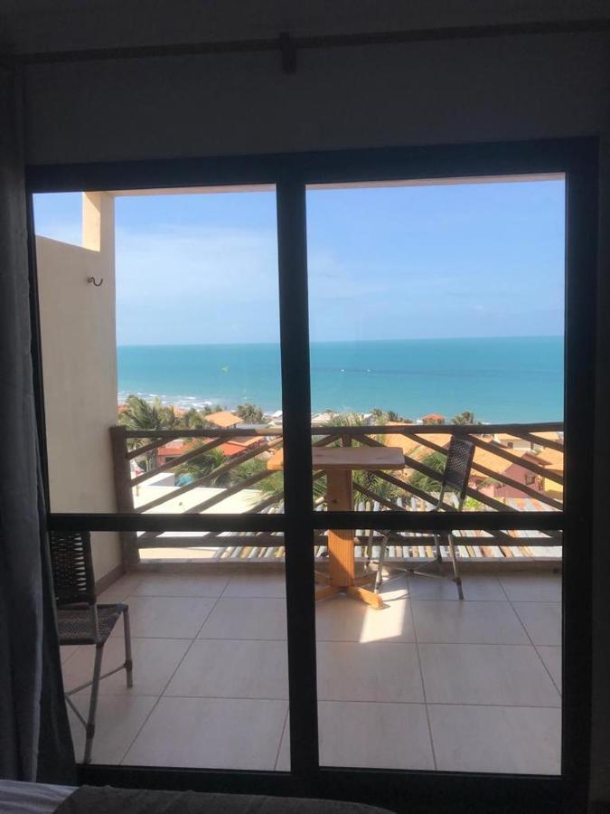 Quarto Duplo com Varanda e Vista do Mar