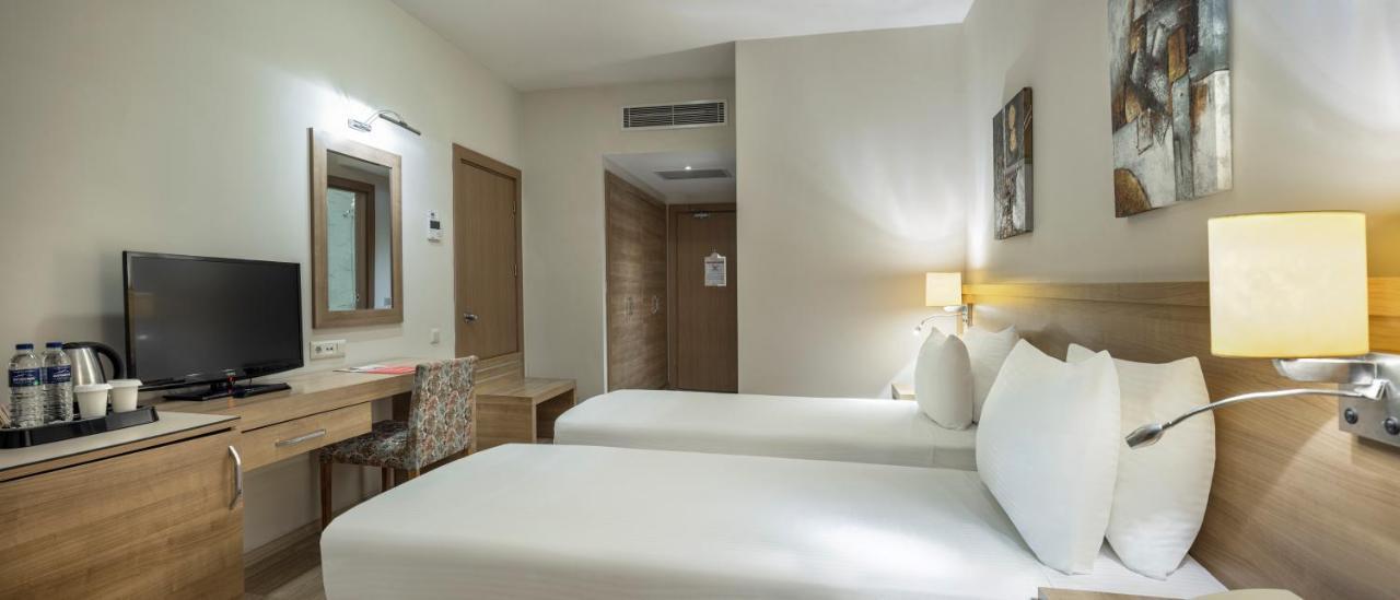 Double Room - Non-Smoking,1382431433:JPEG