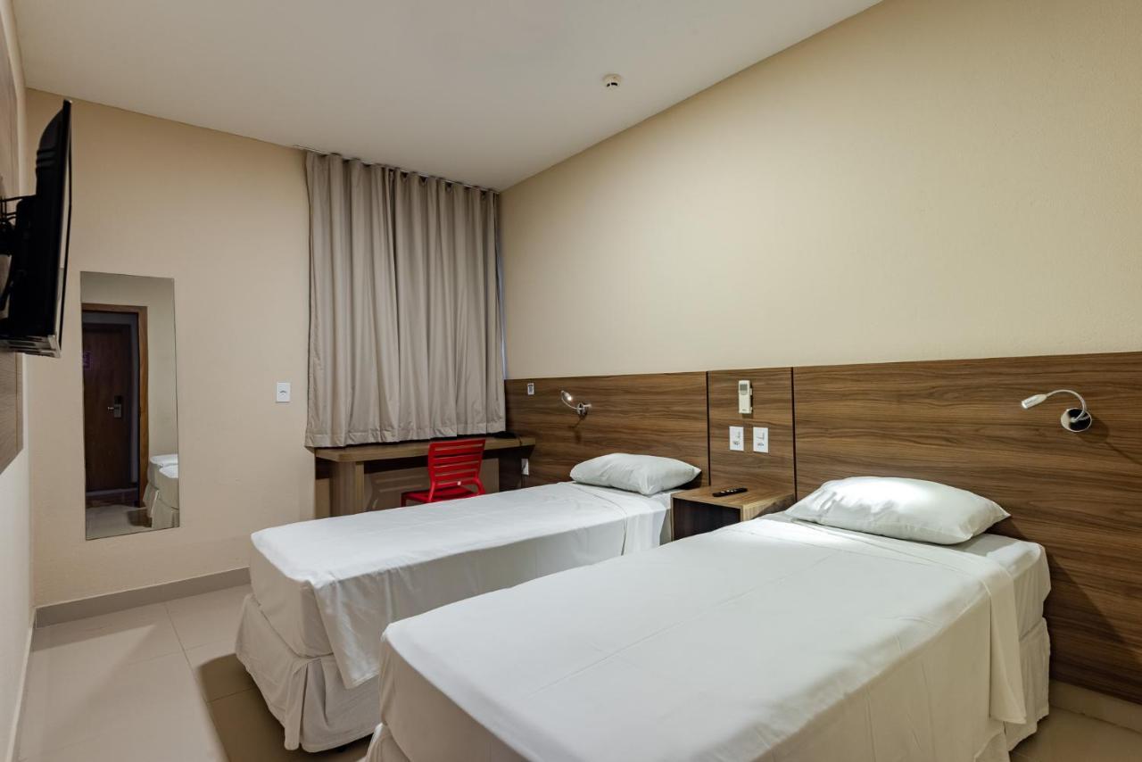 Twin Room,1386468140:JPEG