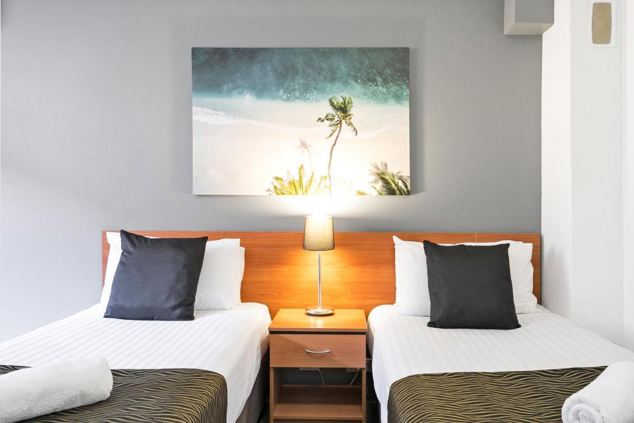 Standard Twin Single Room