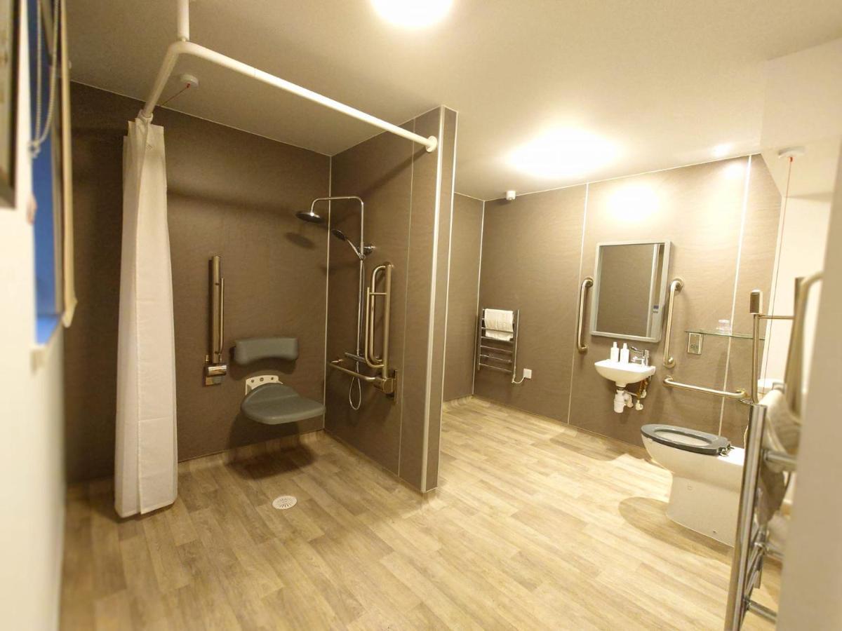 Chambre Lits Jumeaux pour Personnes à Mobilité Réduite