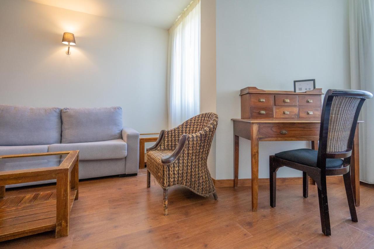 Deluxe Junior Suite