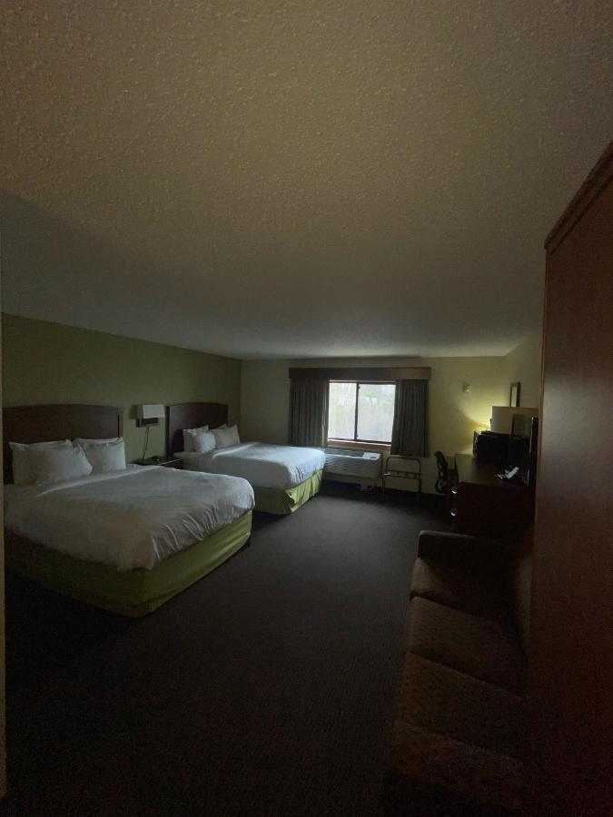 Queen Suite