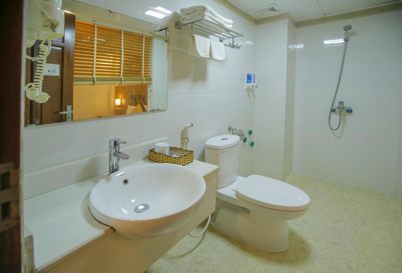 Triple Room with City View,1499228713:JPEG